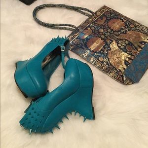 Herstyle Bumper Wedge size 8 turquoise Decora Gaga